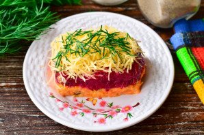 Салат "Дюймовочка" со свеклой