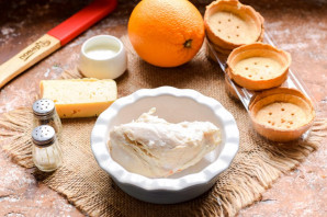 Тарталетки с курицей и апельсином