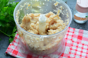 Котлеты с солеными огурцами