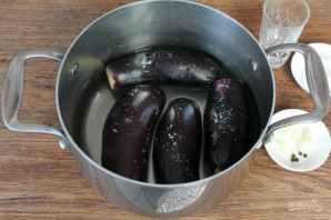 Баклажаны целиком на зиму