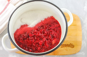 Клюква протертая с сахаром Клюква протертая с сахаром