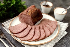 Буженина из говядины в фольге в духовке Буженина из говядины в фольге в духовке