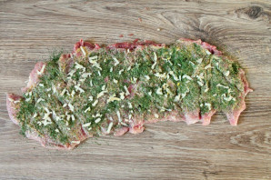 Рулет из свинины в духовке в рукаве Рулет из свинины в духовке в рукаве