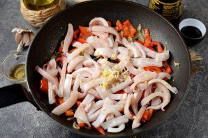 Кальмары по-тайски Кальмары по-тайски