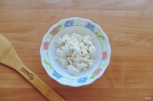 Бутерброды с творогом и помидорами