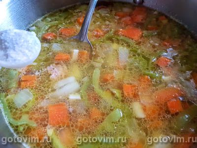 Суп из консервированного тунца