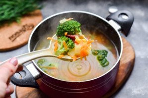 Суп с брокколи и кукурузой