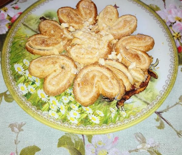 Рецепт: Домашний торт из печенья ушки - ... простой в приготовлении и вкусный десерт похожий на любимый тортик ...