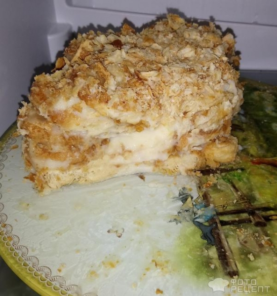 Рецепт: Домашний торт из печенья ушки - ... простой в приготовлении и вкусный десерт похожий на любимый тортик ...