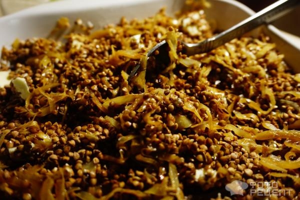 Рецепт: Гречневый бигос с индейкой - со свежей капустой