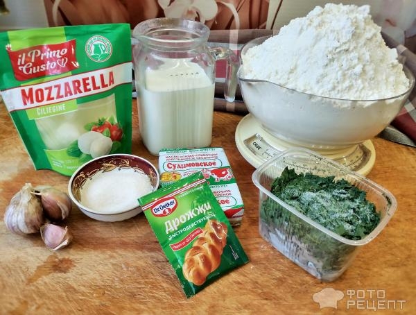 Рецепт: Хлеб с зеленью и моцареллой - В традициях Италии Рецепт: Хлеб с зеленью и моцареллой - В традициях Италии