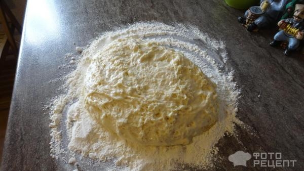 Рецепт: Мини багеты с обсыпкой из сыра и колбасы - Любимый хлебушек и детей и взрослых.