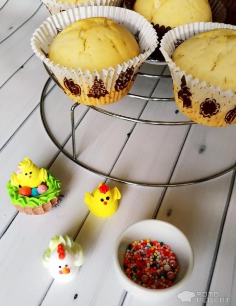 Рецепт: Пасхальные капкейки - ванильные с сахарными украшениями . Готовимся к Пасхе. Рецепт: Пасхальные капкейки - ванильные с сахарными украшениями . Готовимся к Пасхе.