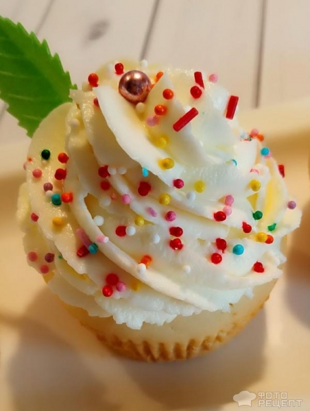 Рецепт: Пасхальные капкейки - ванильные с сахарными украшениями . Готовимся к Пасхе. Рецепт: Пасхальные капкейки - ванильные с сахарными украшениями . Готовимся к Пасхе.