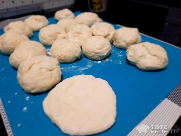 Рецепт: Сербский хлеб "Погачице" - Сербский хлеб &laquo;Ухо слона&raquo;