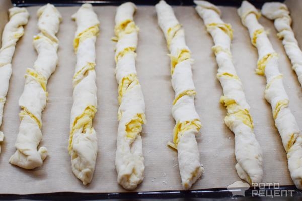 Рецепт: Сырные палочки с кунжутом - Мои затяжные жгутики!