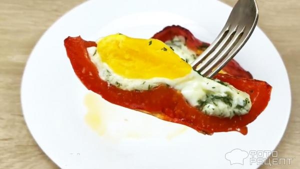 Рецепт: За печенные перцы с сыром в духовке - Сытный завтрак на скорую руку