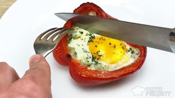 Рецепт: За печенные перцы с сыром в духовке - Сытный завтрак на скорую руку