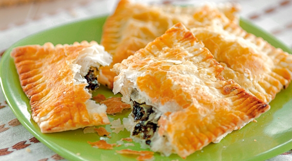 Слойки с щавелем, пошаговый рецепт с фото Слойки с щавелем, пошаговый рецепт с фото