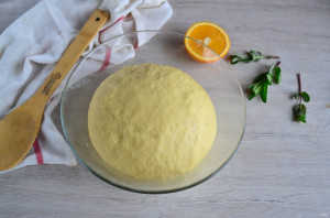 Липкие булочки