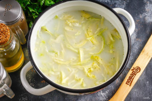 Молочный суп с капустой