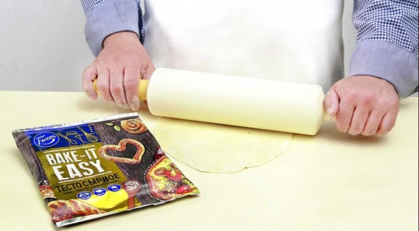 Сырные лепешки с&nbsp;зеленью и&nbsp;мацони, пошаговый рецепт с фото