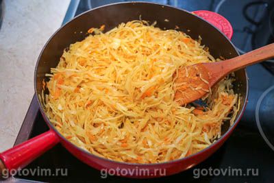 Крученики волынские из свинины с капустой, запеченные в сметане Крученики волынские из свинины с капустой, запеченные в сметане