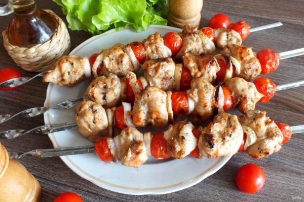 Куриные рулетики на мангале Куриные рулетики на мангале