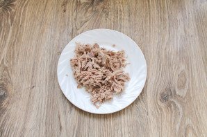 Рулет из свиных ушей