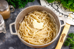 Спагетти с творожным сыром