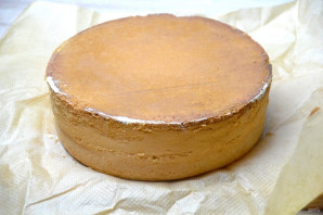 Бисквитный торт с вареной сгущенкой 