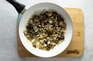 Котлеты из нута с грибами