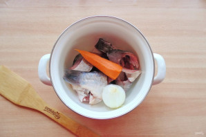 Заливное из карася