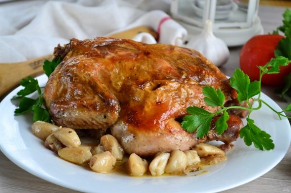 Курица "40 зубчиков чеснока" Курица "40 зубчиков чеснока"