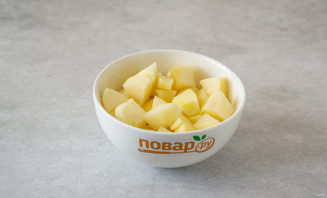 Кукурузная каша с яблоком