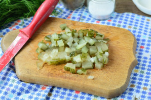 Салат с бужениной и кукурузой