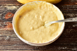 Банановые оладьи на ряженке