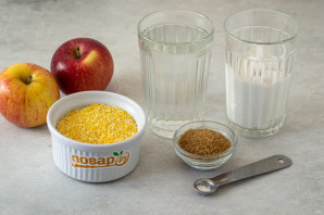 Кукурузная каша с яблоком