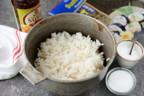 Роллы "Сяке маки" Роллы "Сяке маки"