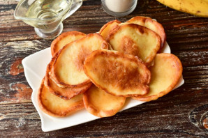 Банановые оладьи на ряженке