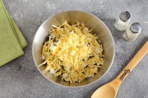 Салат с грибами и корнишонами Салат с грибами и корнишонами