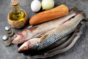 Рыбные котлеты из пеленгаса