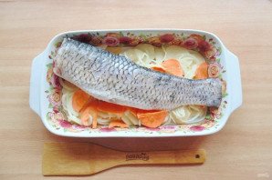 Белый амур в духовке с картошкой Белый амур в духовке с картошкой