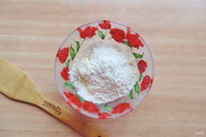 Яблочный пирог с белковым кремом