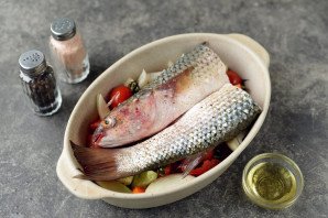 Пеленгас с овощами в духовке Пеленгас с овощами в духовке