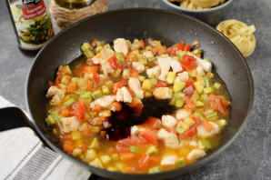 Лапша в устричном соусе