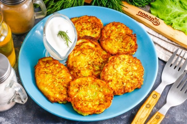 Кабачковые котлеты с манкой Кабачковые котлеты с манкой