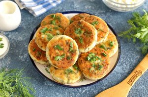 Сырники со шпинатом Сырники со шпинатом