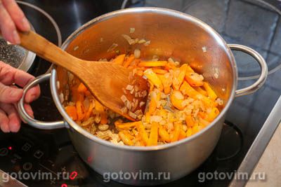 Гуляш из утиных желудков