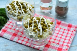 Слоеный салат из пекинской капусты Слоеный салат из пекинской капусты